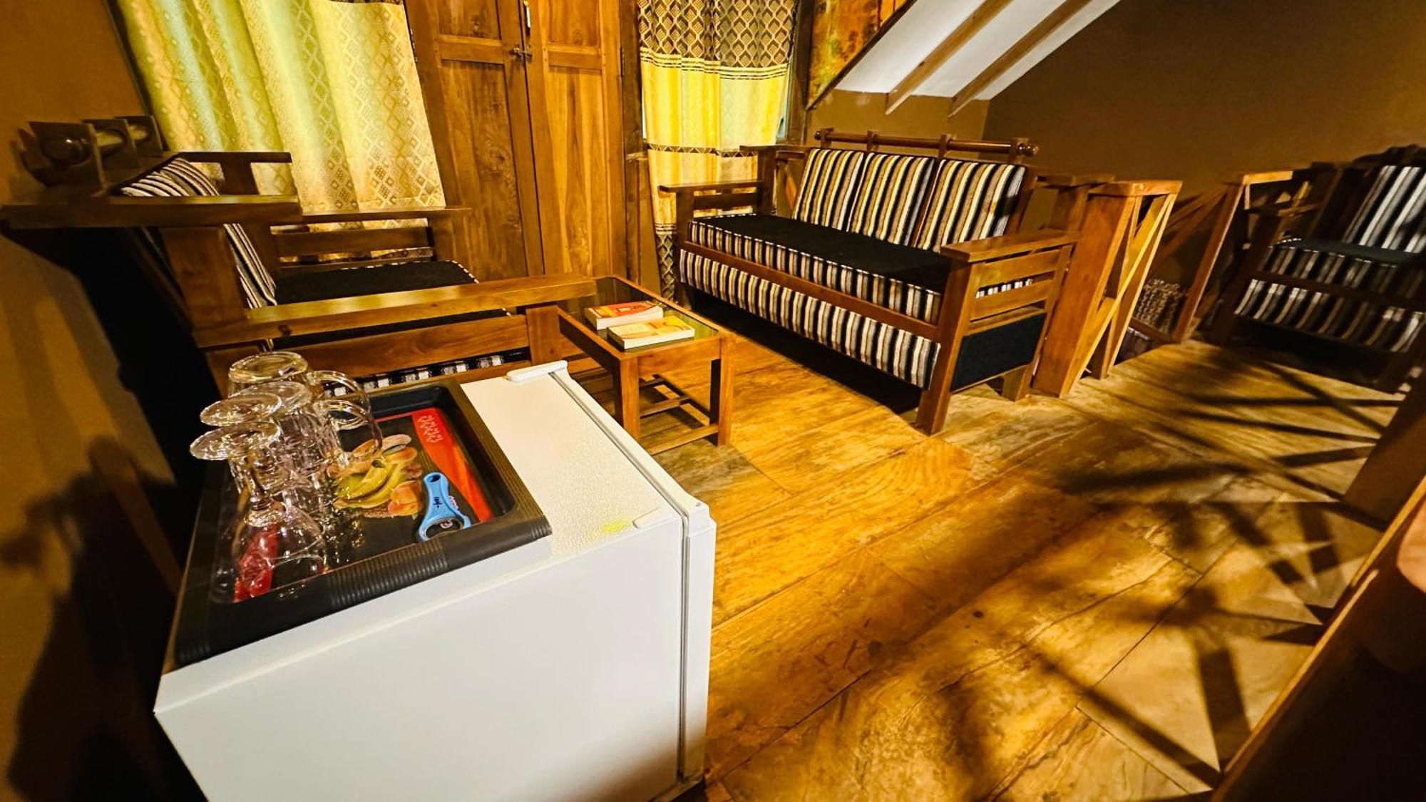 Ama Eco Lodge Сигирия Экстерьер фото